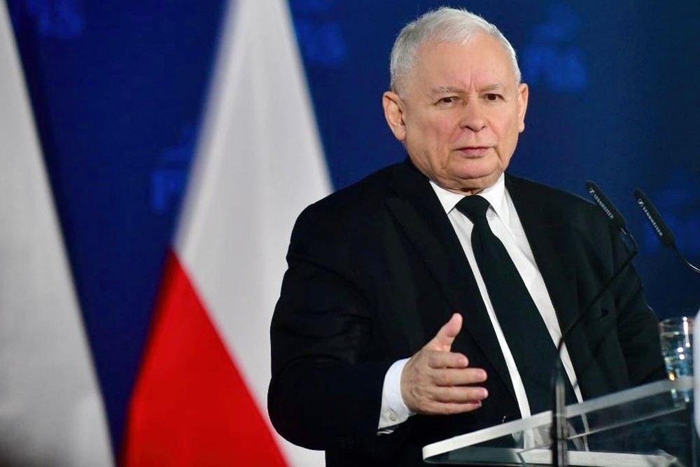 Jarosław Kaczyńsk: „UE CERE SA NE ÎNCĂLCĂM PROPRIA CONSTITUȚIE”